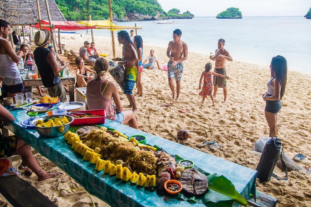 Jeepney Hostel And Kite Resort Balabag  Exteriör bild