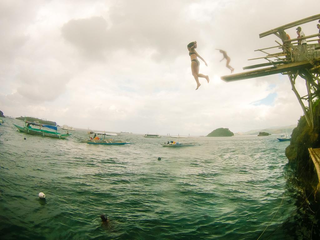 Jeepney Hostel And Kite Resort Balabag  Exteriör bild